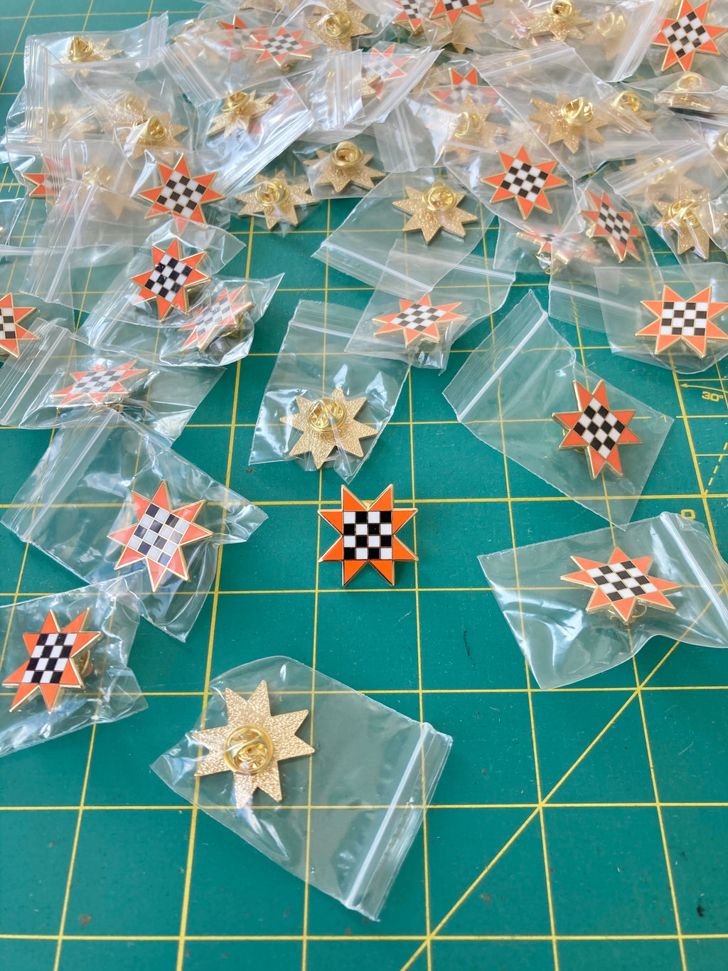 Quilt Star Enamel Pin